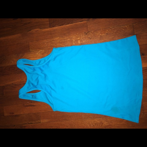 Racer back tank - Picture 3 of 3